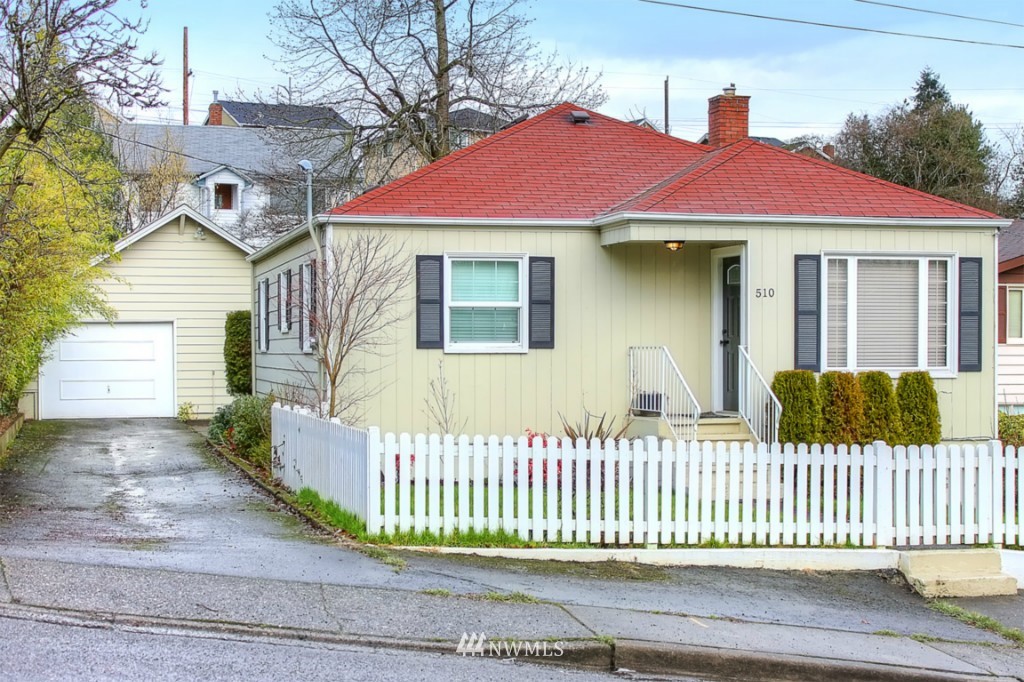510 Southwest Langston Road Renton, WA 98057 - Photo 2 of 15