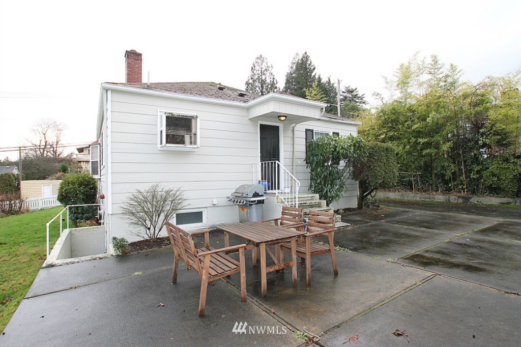 510 Southwest Langston Road Renton, WA 98057 - Photo 14 of 15