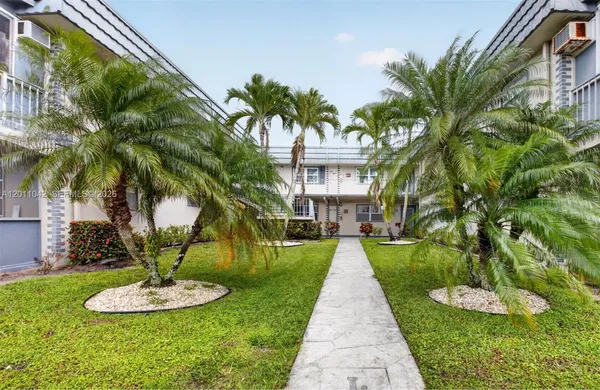 $1,700 | 537 Brittany K, Unit 537, Delray Beach, FL 33446