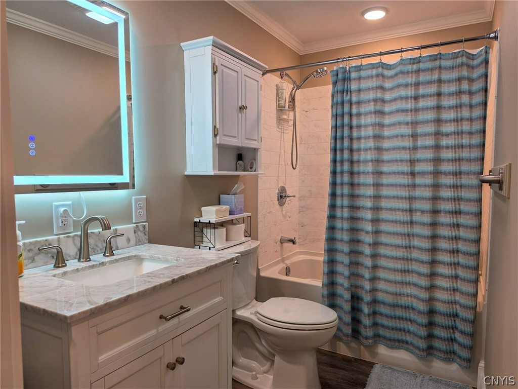 6394 Lakeshore Road South Verona, NY 13032 - Photo 24 of 33
