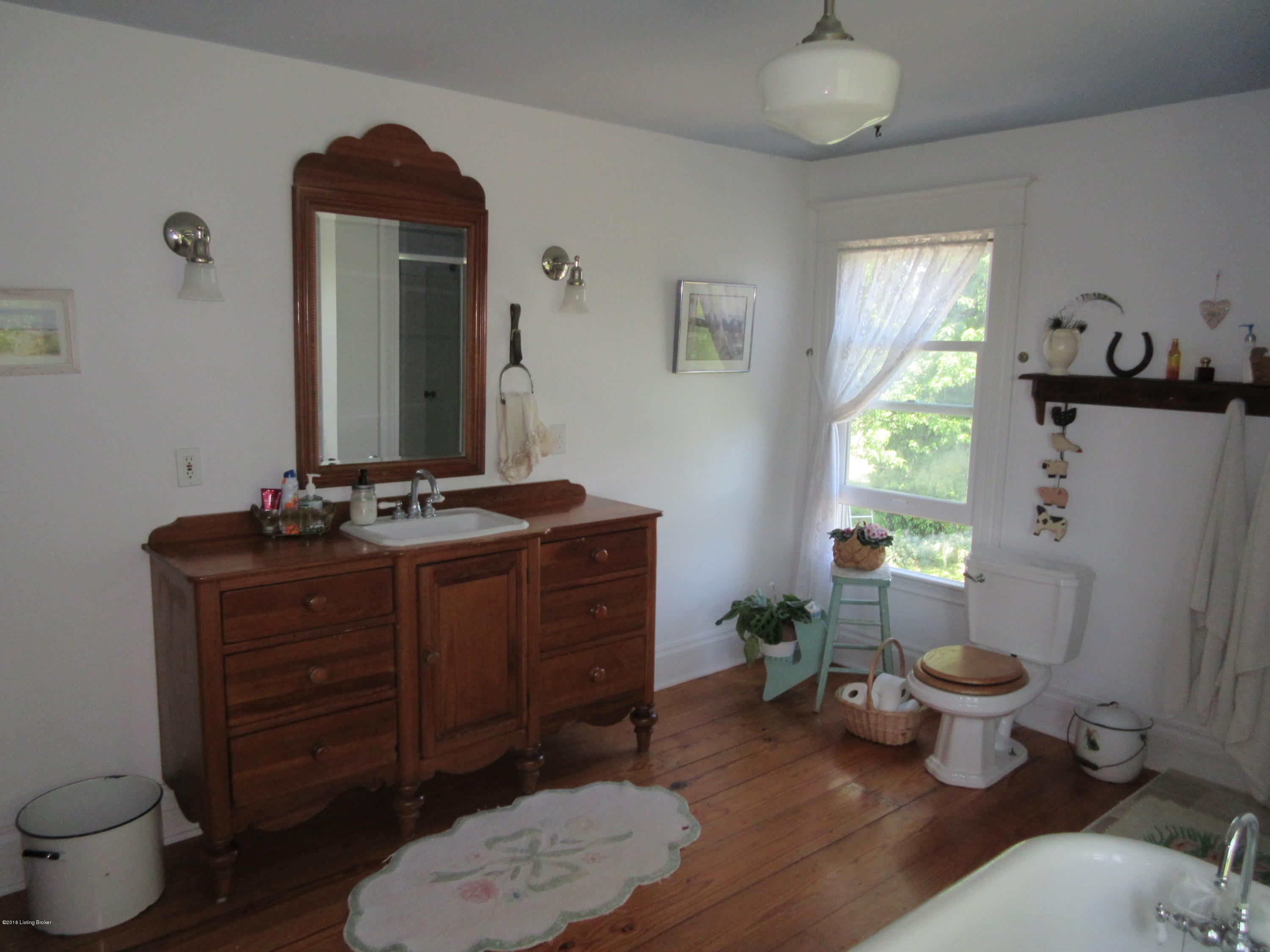 1042 Ransdell Road Turners Station, KY 40075 - Photo 5 of 26 12