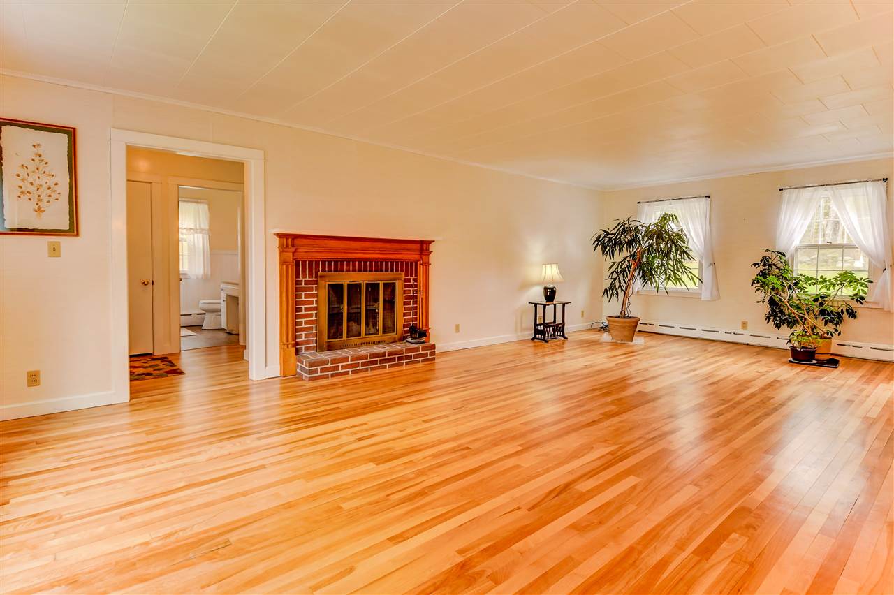 1095 Farr Hill Road Littleton, NH 03561 - Photo 11 of 36