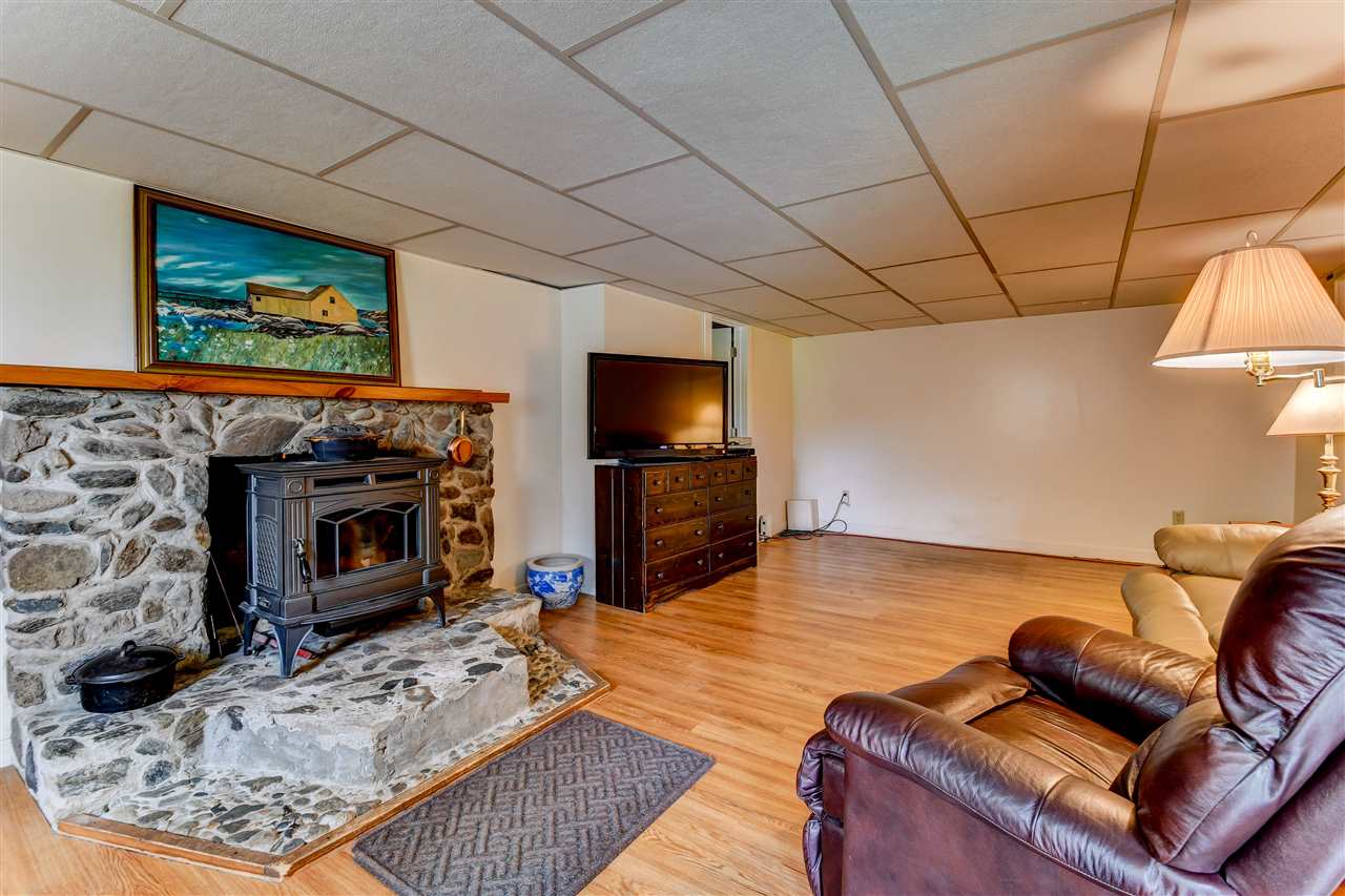 1095 Farr Hill Road Littleton, NH 03561 - Photo 26 of 36