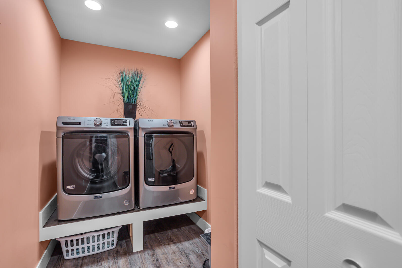 229 South Sutton Road Jackson, MI 49203 - Photo 23 of 35 0N0A4913