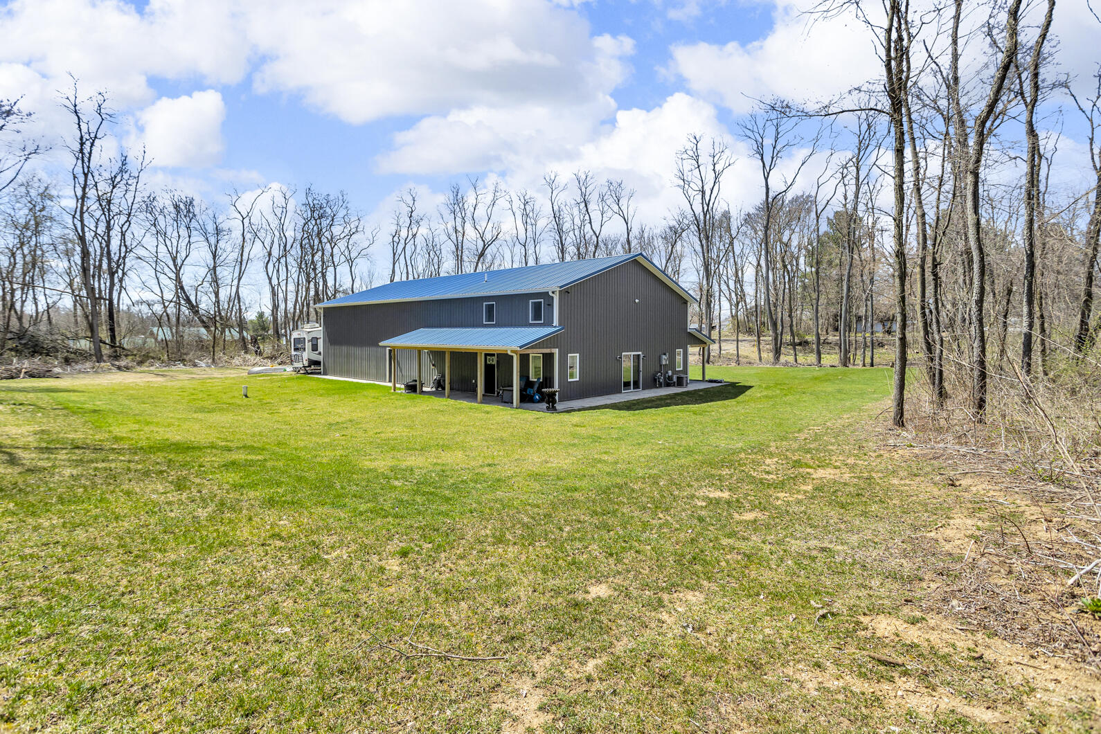 229 South Sutton Road Jackson, MI 49203 - Photo 5 of 35 0N0A9999