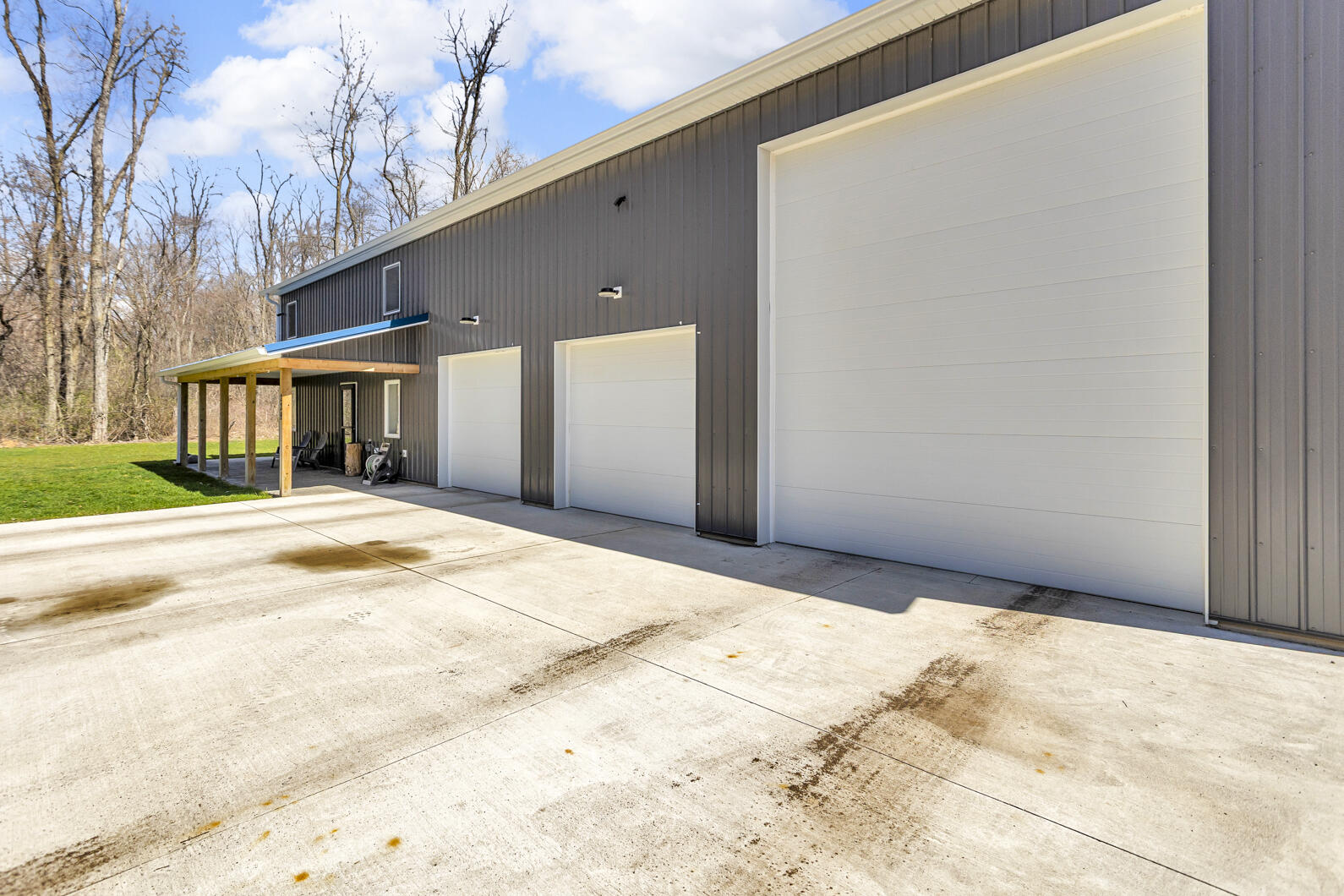229 South Sutton Road Jackson, MI 49203 - Photo 7 of 35 0N0A0006
