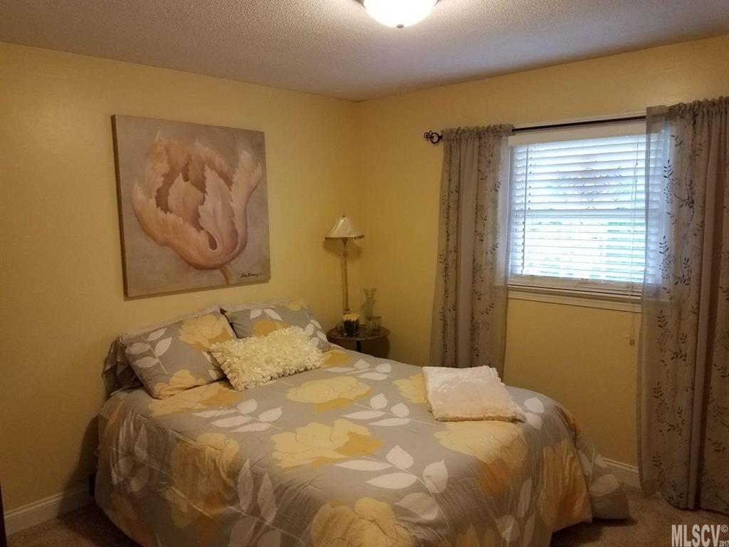 301 NW Road Hickory, NC 28601 - Photo 4 of 23 Gallery Image 4
