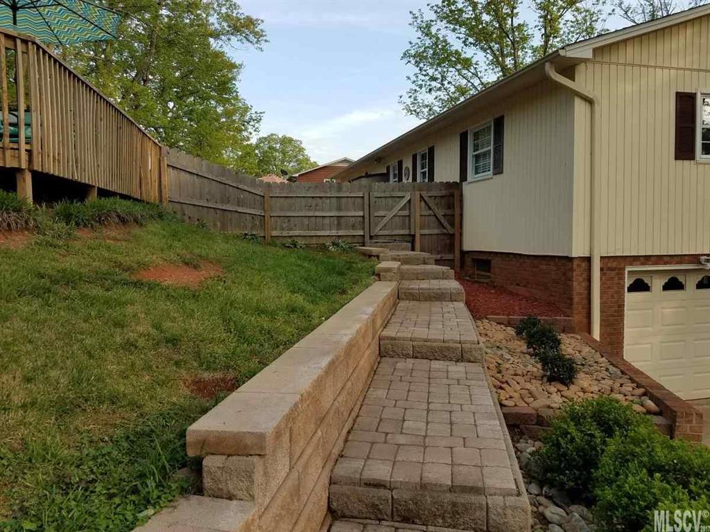 301 NW Road Hickory, NC 28601 - Photo 5 of 23 Gallery Image 5
