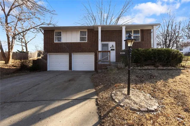 $239,900 | 16525 East 35 Court South, Independence, MO 64055
