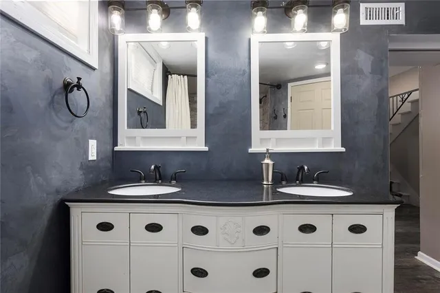 $239,900 | 16525 East 35 Court South, Independence, MO 64055