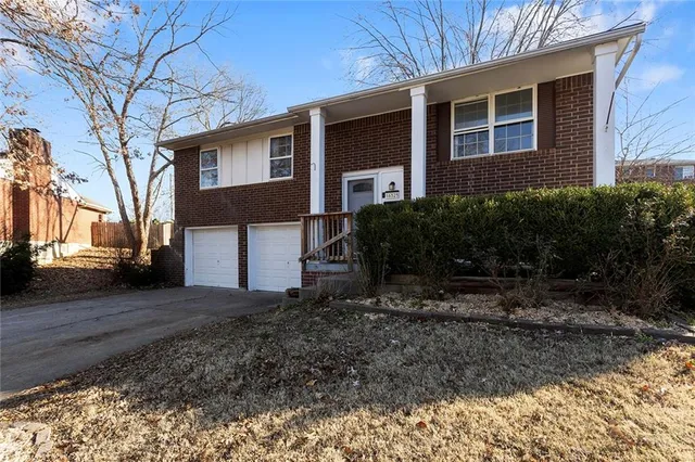 $239,900 | 16525 East 35 Court South, Independence, MO 64055
