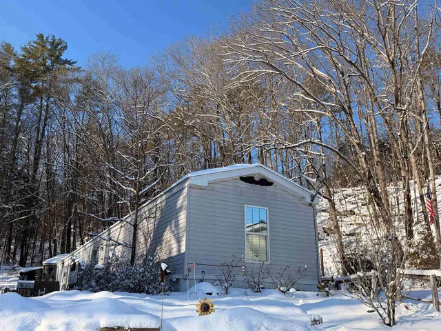 $130,000 | 15 Trail Street, Franklin, NH 03235