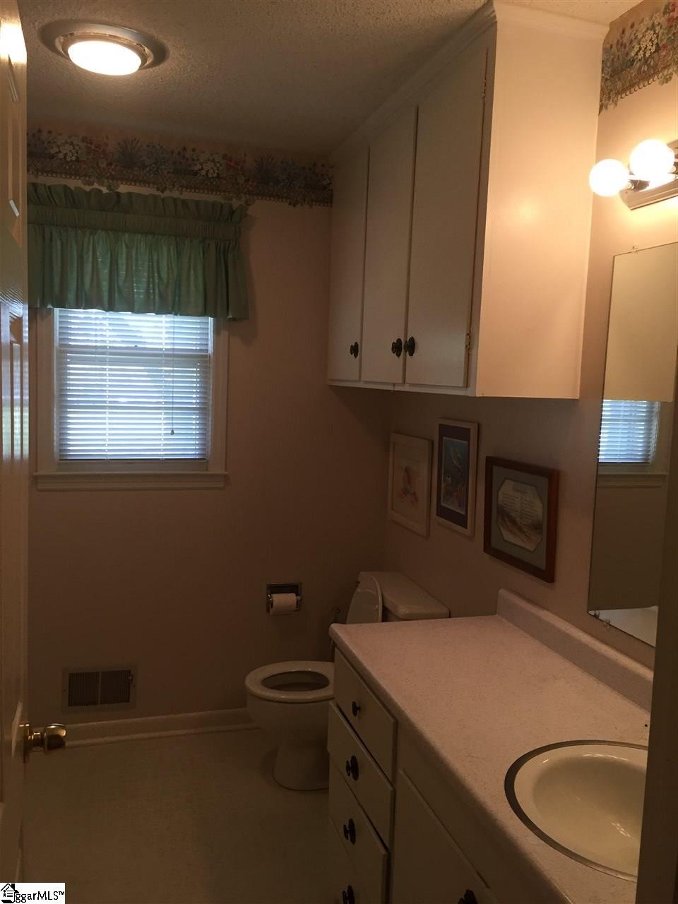 175 Inn View Drive Inman, SC 29349 - Photo 14 of 25