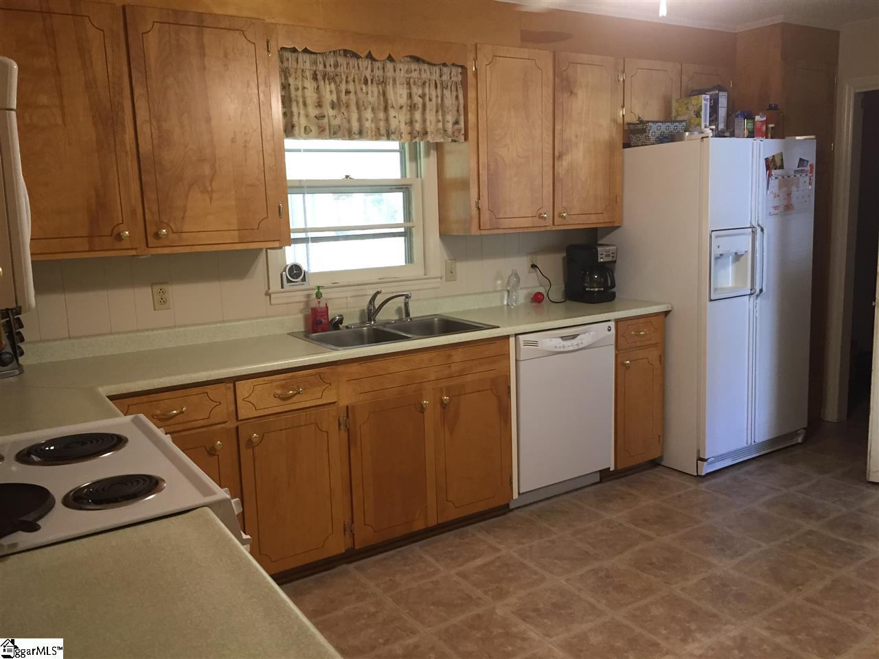 175 Inn View Drive Inman, SC 29349 - Photo 9 of 25