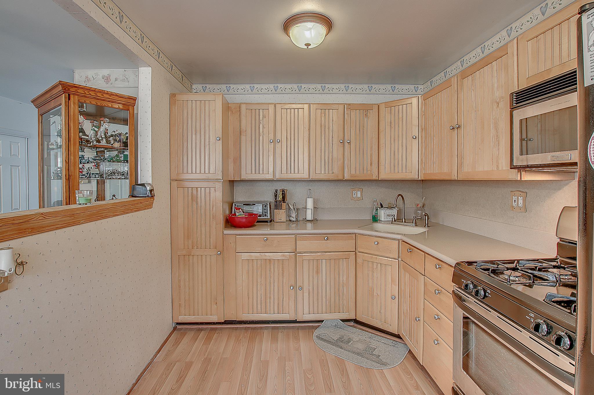 10932 East Keswick Road Philadelphia, PA 19154 - Photo 14 of 30 Kitchen