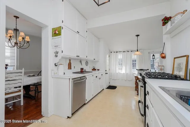 $874,999 | 111 David Street | Great Kills