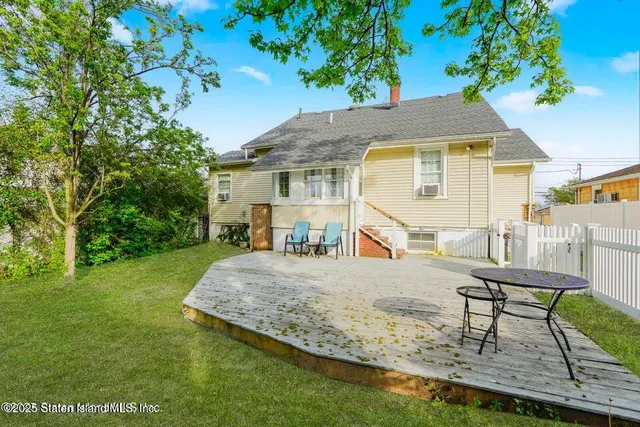 $874,999 | 111 David Street | Great Kills