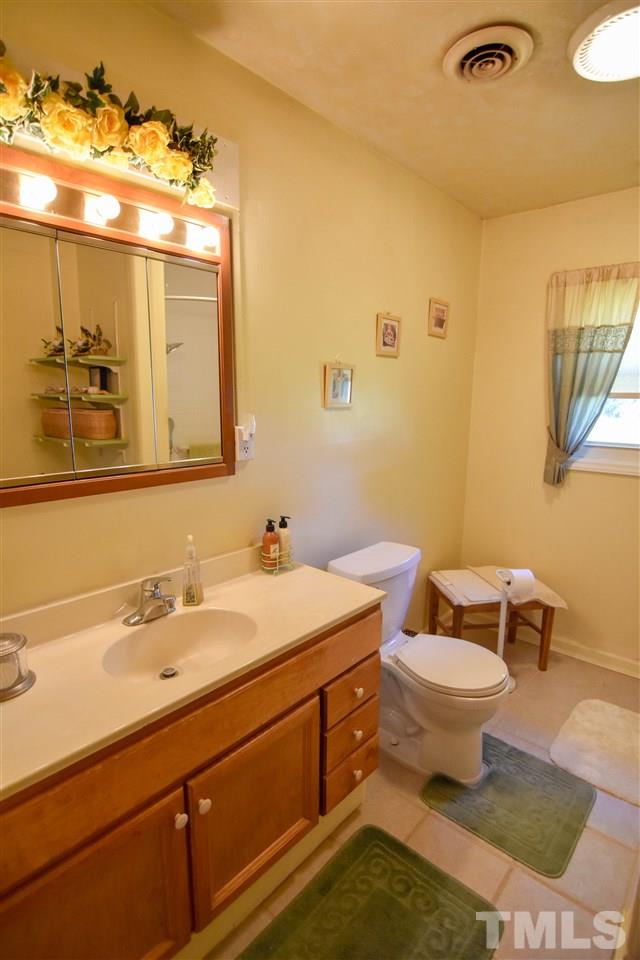 4703 Bragg Road Durham, NC 27704 - Photo 11 of 21