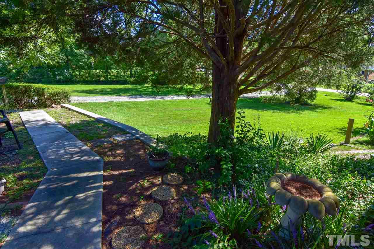 4703 Bragg Road Durham, NC 27704 - Photo 12 of 21