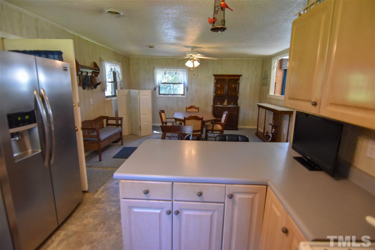 4703 Bragg Road Durham, NC 27704 - Photo 6 of 21