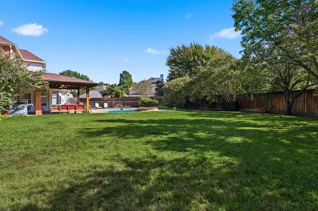 $950,000 | 192 Hollowtree Court, Coppell, TX 75019