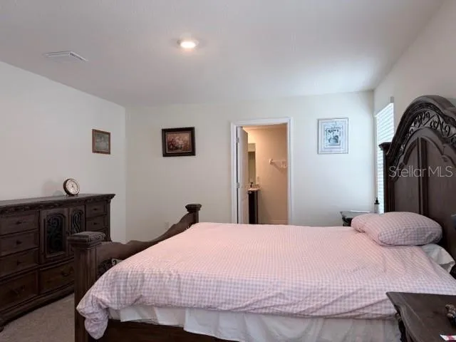 $2,600 | 5175 Southwest 47th Lane, Gainesville, FL 32608