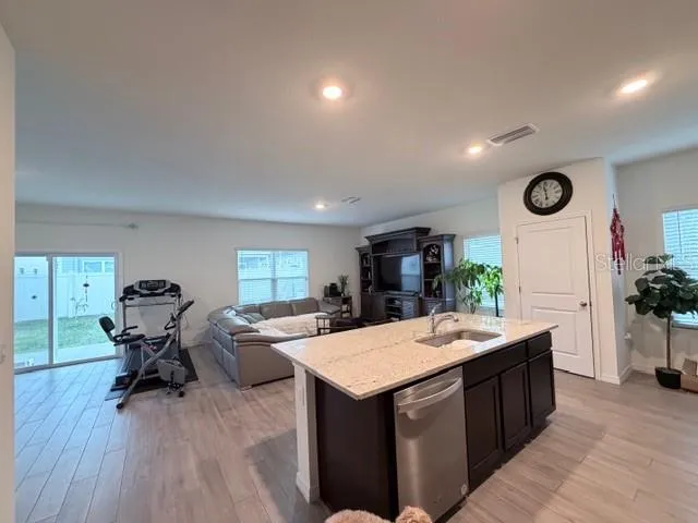 $2,600 | 5175 Southwest 47th Lane, Gainesville, FL 32608