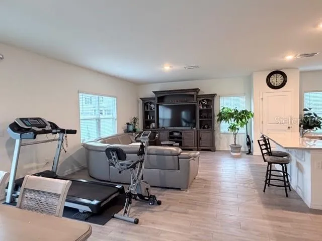 $2,600 | 5175 Southwest 47th Lane, Gainesville, FL 32608