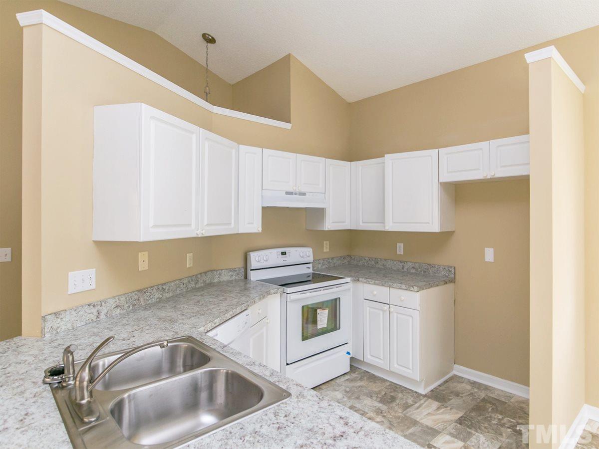 3527 Neptune Drive Raleigh, NC 27604 - Photo 7 of 20