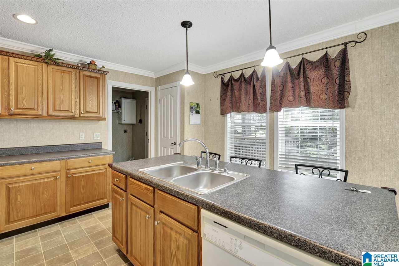 9382 Marsh Mountain Road Pinson, AL 35126 - Photo 6 of 20