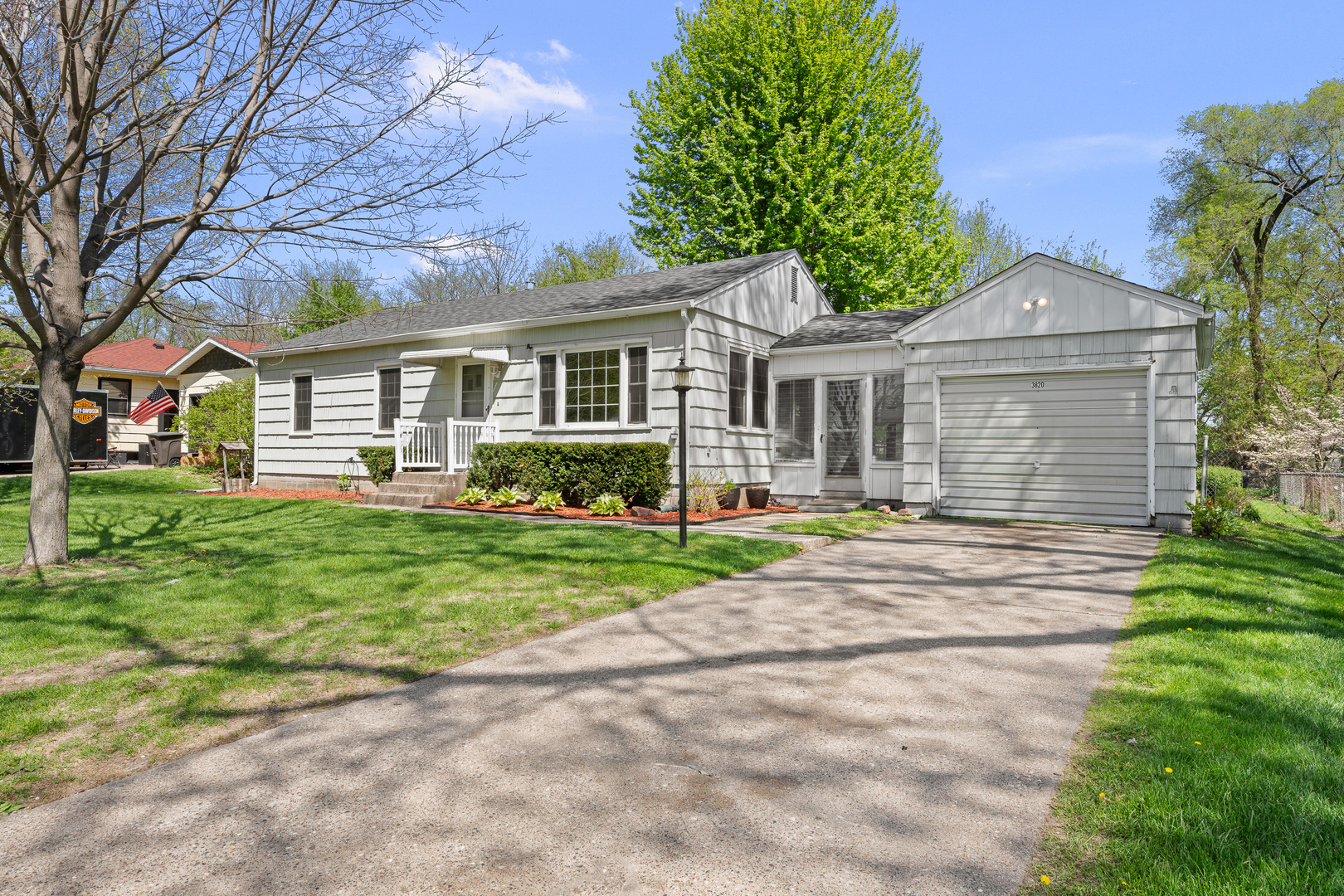 3820 15th Street Moline, IL 61265 - Photo 3 of 34