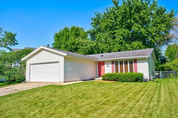 $389,900 | 3021 Dorchester Way, Madison, WI 53719