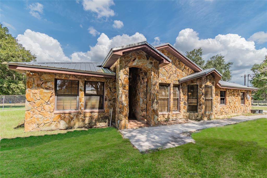 5041 Reece Road Plant City, FL 33566 - Photo 1 of 1 Gallery Image 1