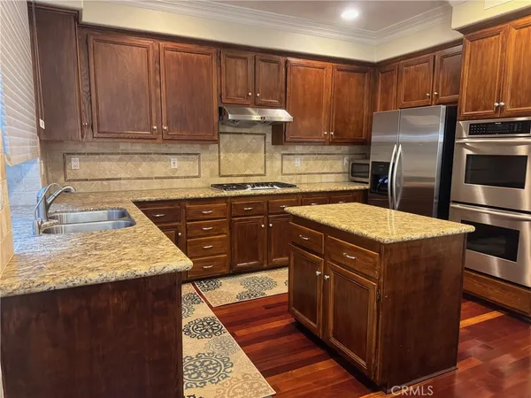 $5,800 | 12 Santa Eulalia, Irvine, CA 92606