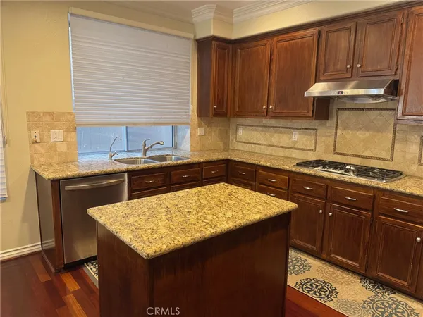 $5,800 | 12 Santa Eulalia, Irvine, CA 92606