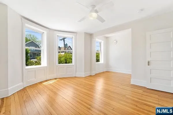 $3,650 | 114 Shippen Street, Unit 2, Weehawken, NJ 07086