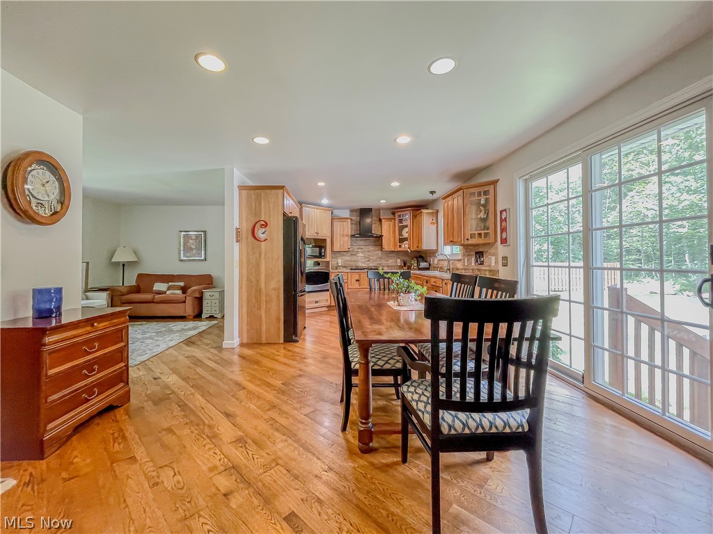 6827 Seneca Road Cleveland, OH 44143 - Photo 7 of 20 Gallery Image 7