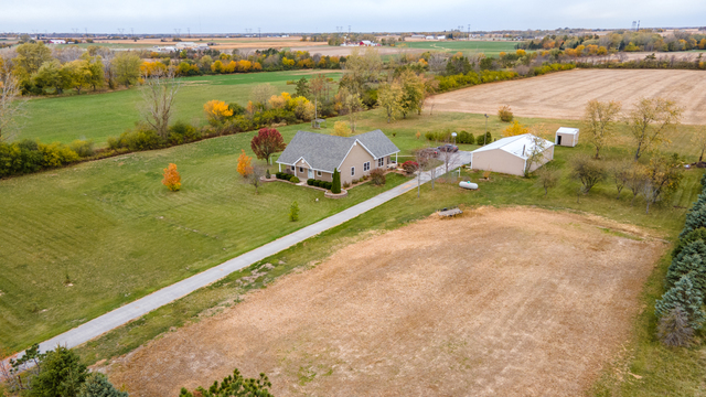 1116 East Delite Inn Road Beecher, IL 60401 - Photo 11 of 36
