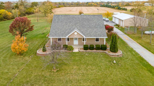 1116 East Delite Inn Road Beecher, IL 60401 - Photo 6 of 36