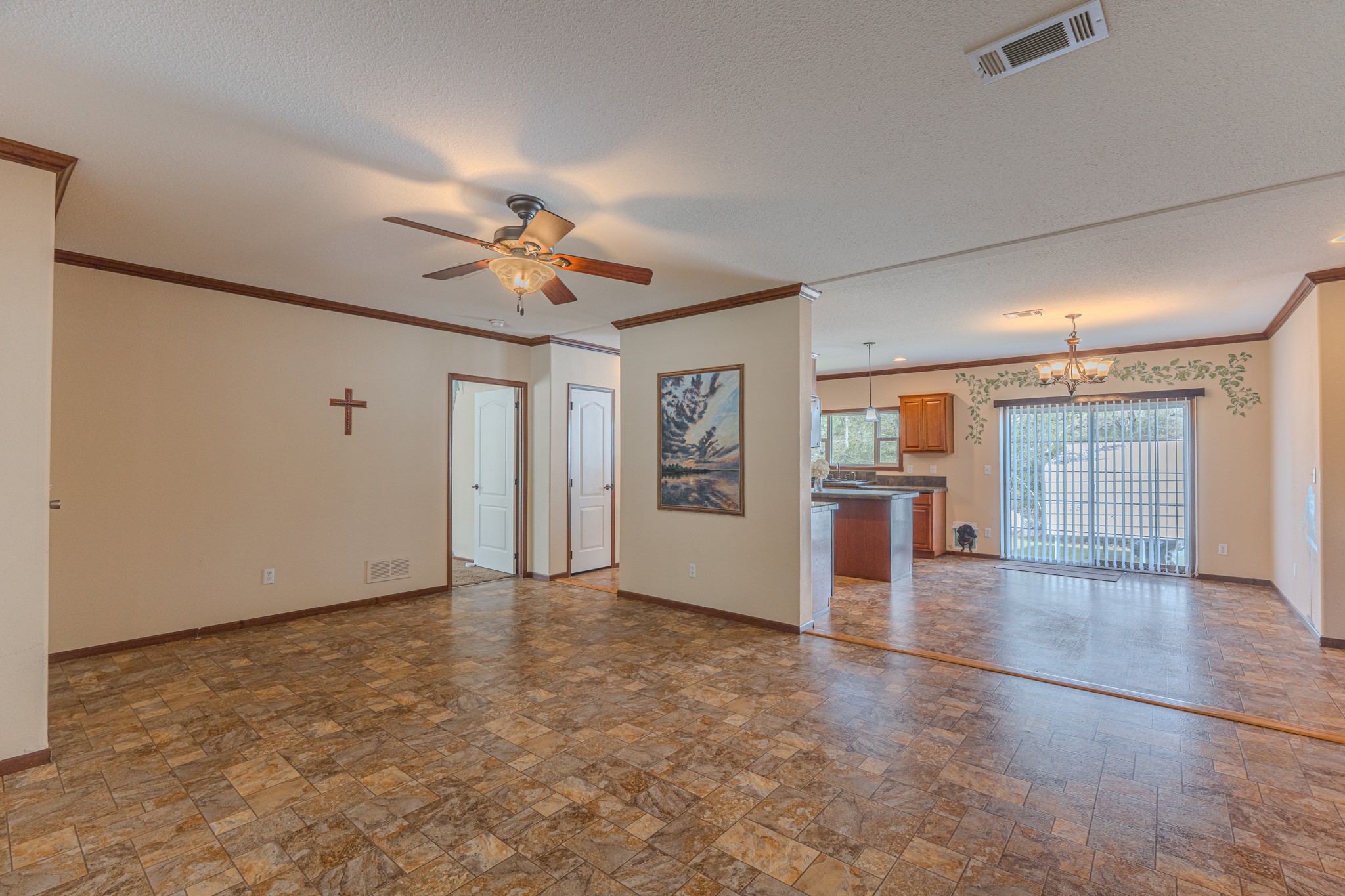 115 Canadian Drive Trinity, TX 75862 - Photo 33 of 41 Huge Family Room open to Kitchen and Breakfast area.
