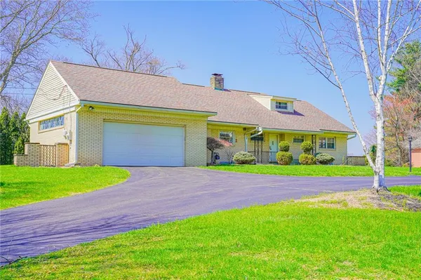 $249,900 | 2913 North Mercer Street, New Castle, PA 16105