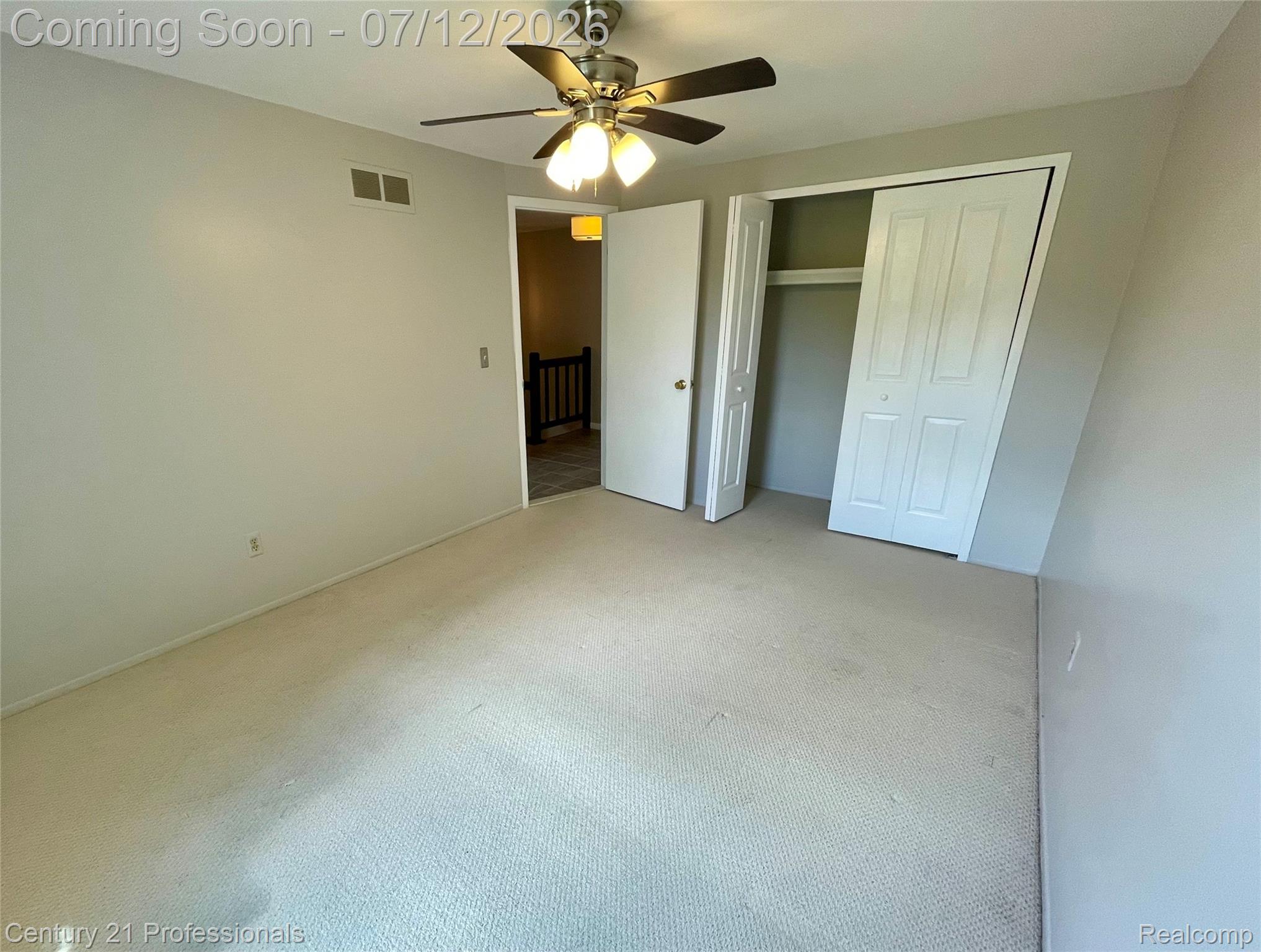 1816 Burning Bush Court Rochester, MI 48309 - Photo 23 of 38 37.jpg