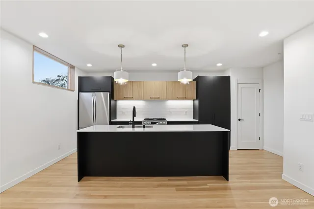 $1,325,000 | 3646A Greenwood Avenue North, Unit A, Seattle, WA 98103