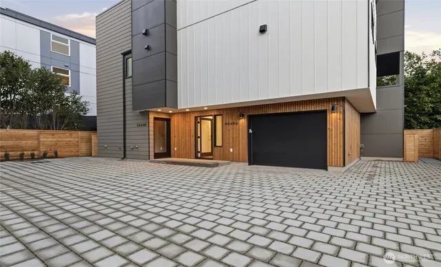 $1,325,000 | 3646A Greenwood Avenue North, Unit A, Seattle, WA 98103