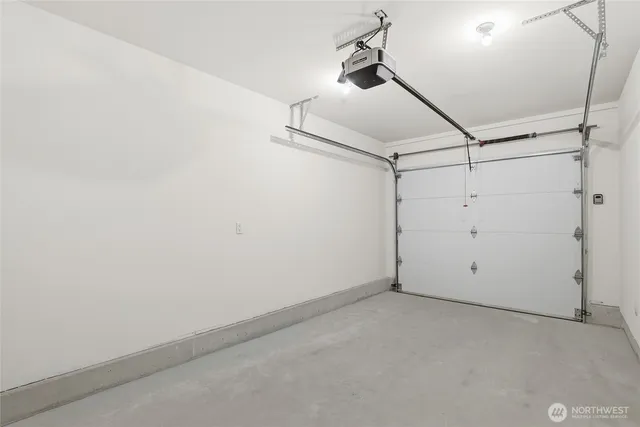 $1,325,000 | 3646A Greenwood Avenue North, Unit A, Seattle, WA 98103