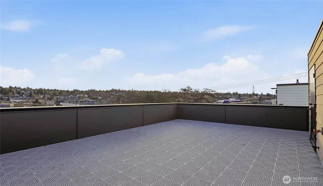 $1,325,000 | 3646A Greenwood Avenue North, Unit A, Seattle, WA 98103