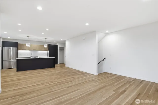 $1,325,000 | 3646A Greenwood Avenue North, Unit A, Seattle, WA 98103