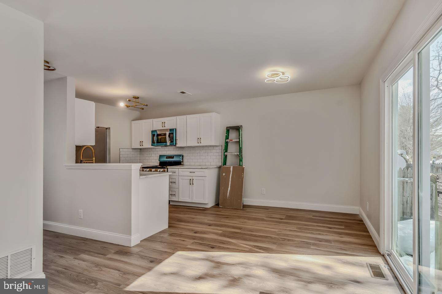 24 Mill Court Pine Hill, NJ 08021 - Photo 2 of 19