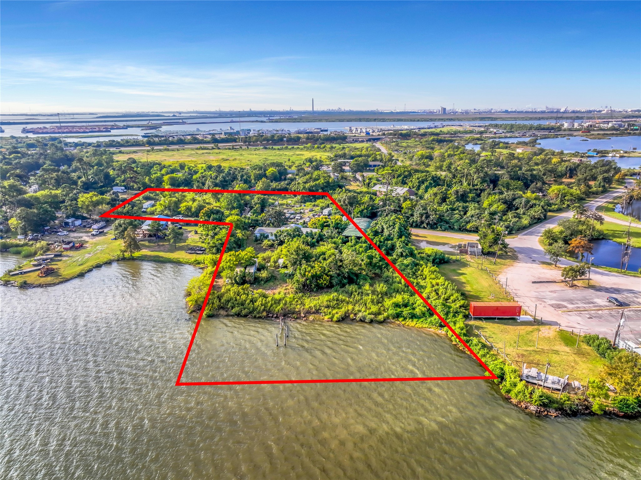 17513 River Road Channelview, TX 77530 - Photo 14 of 27 a view of an ocean