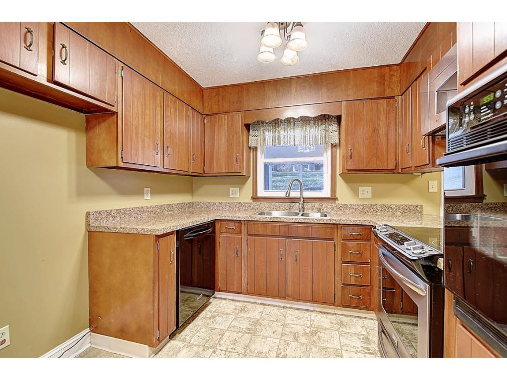 699 Mccloud Road Elizabethton, TN 37643 - Photo 13 of 36 Photo 13